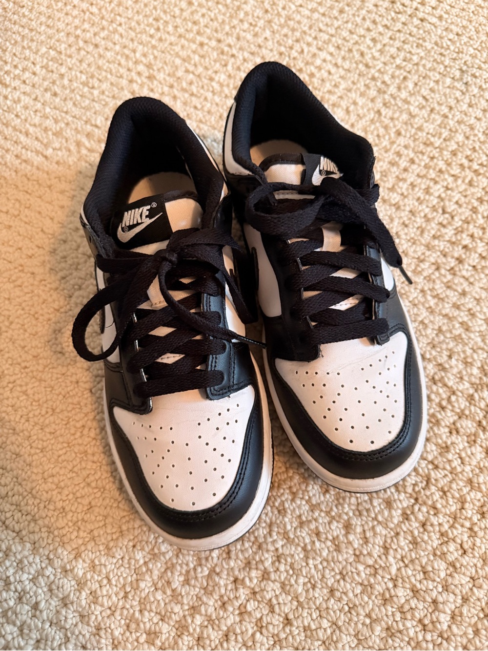 NIKE Women’s Panda Dunks
